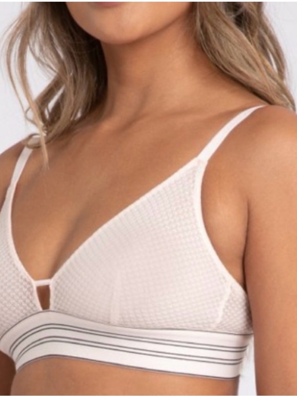 all.you.LIVELY Geo Lace Bralette in Light Blush with a Black-Trim Band